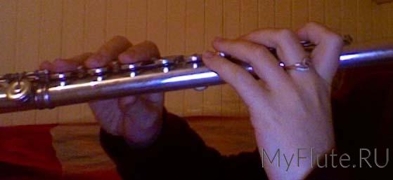 Постановка рук на флейте